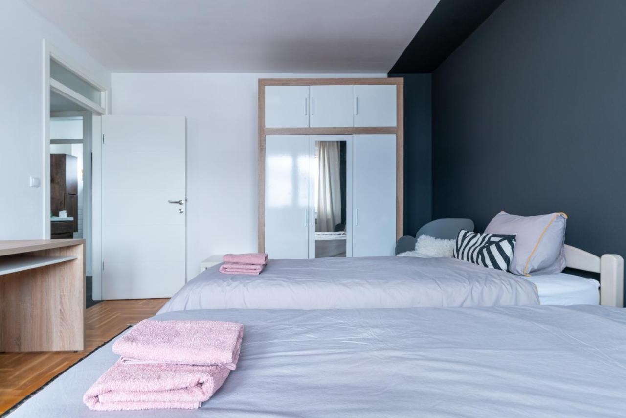 Oz Apartment Sarajevo - Amazing View - 5 Min. From Center Exterior foto